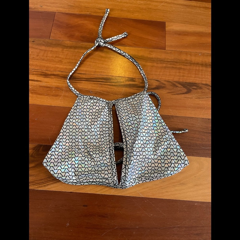 NWOT Rave Wonderland Holographic Halter Top